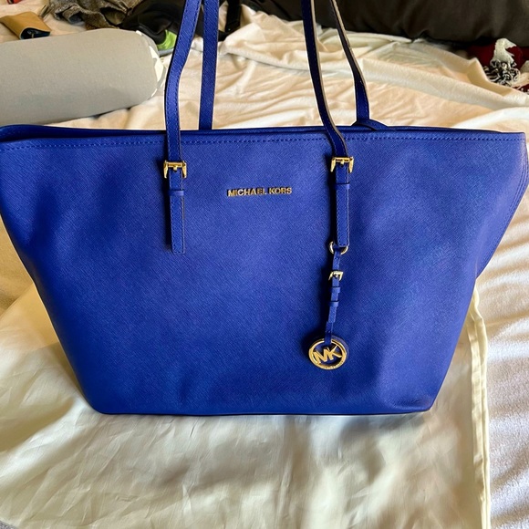 Michael Kors Handbags - USED ONCE! Michael Kors Work Bag